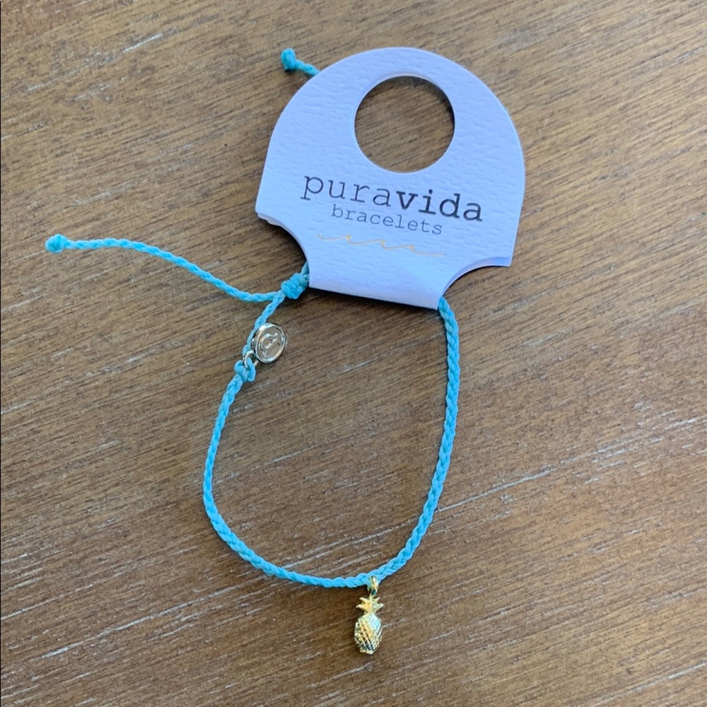 Pura Vida Turquoise Bracelet with Gold Pineapple Charm
